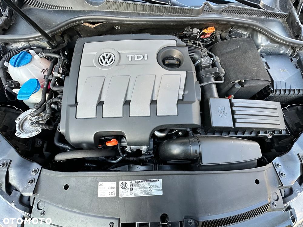 Volkswagen Golf 1.6 TDI BlueMotion Technology Trendline - 29