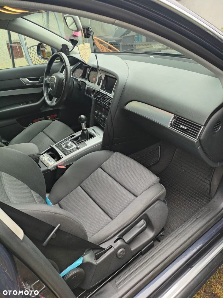 Audi A6 Avant - 9