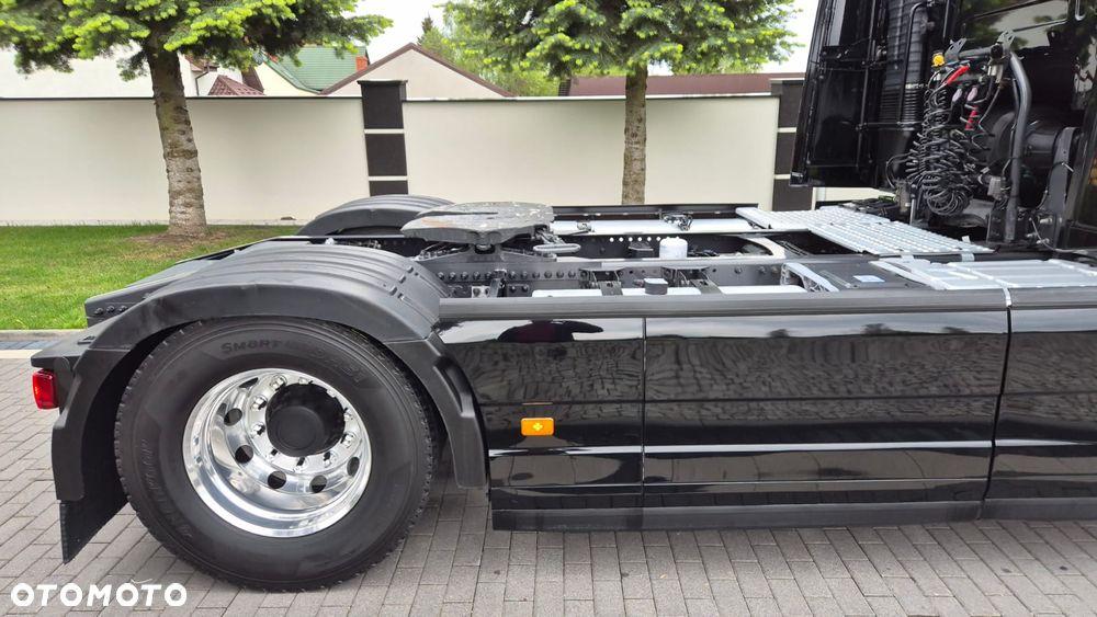 Volvo VOLVO///FH///500///2022/// GLOBETROTTER///XXL/// ALUFELGI///VIRTUAL COCPIT///TABLET///FULL LED///KLIMATYZACJA POSTOJOWA///ZABUDOWY MIĘDZYOSIOWE///KAMERA/// STAN BARDZO DOBRY - 18