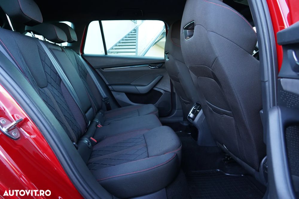 Skoda Octavia 2.0 TDI DSG RS Plus - 17