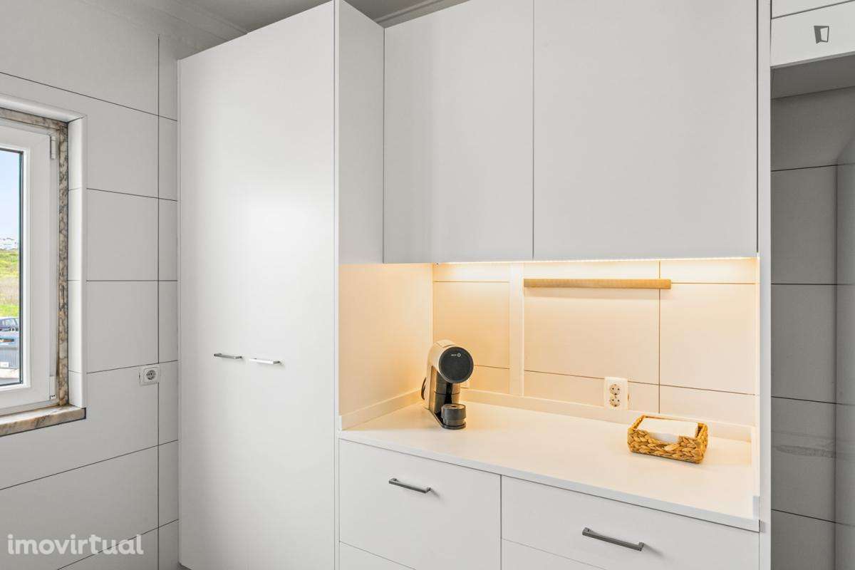 Quarto - localizado em Oeiras Lisbon - Grande imagem: 5/31