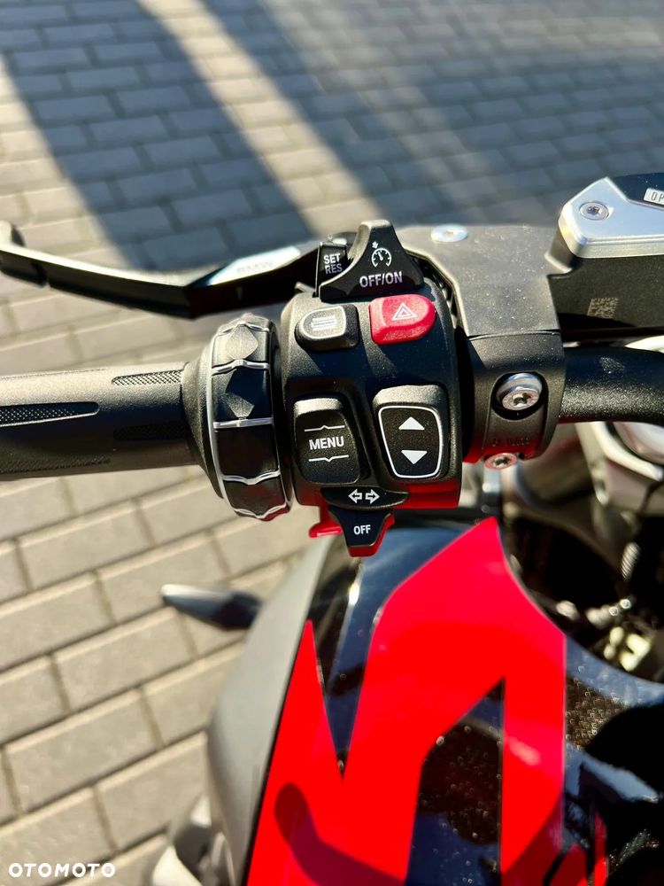 BMW R - 12