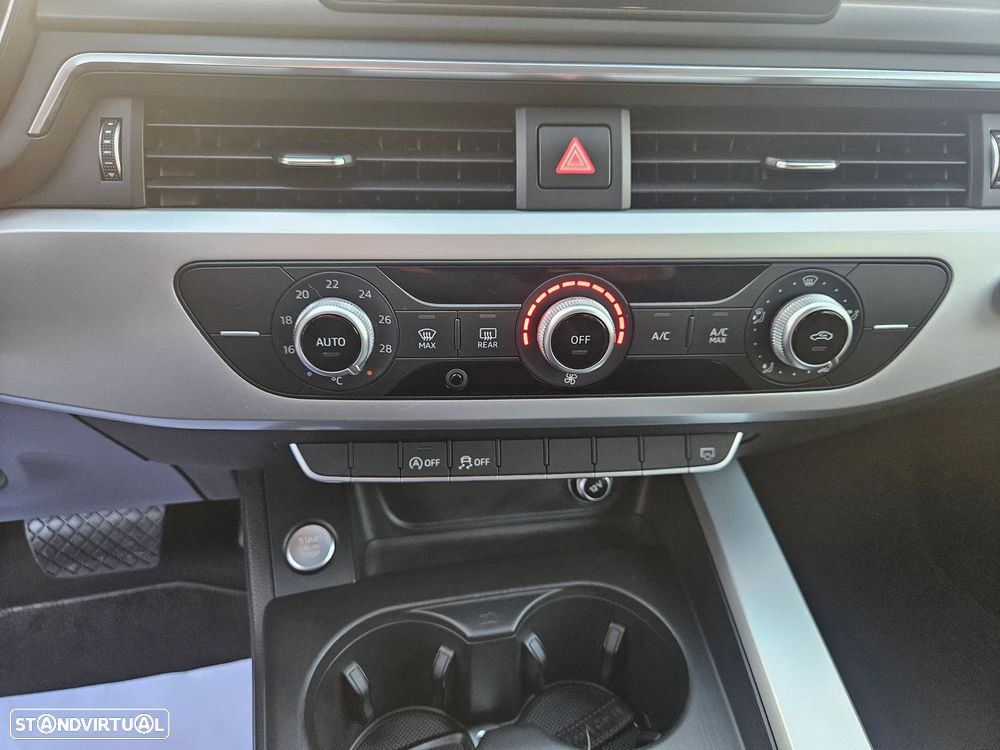 Audi A4 Avant 2.0 TDI Design S tronic - 25