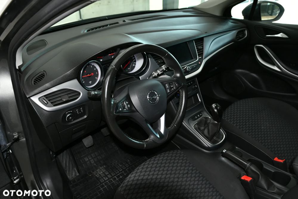 Opel Astra 1.2 T Edition S&S - 14