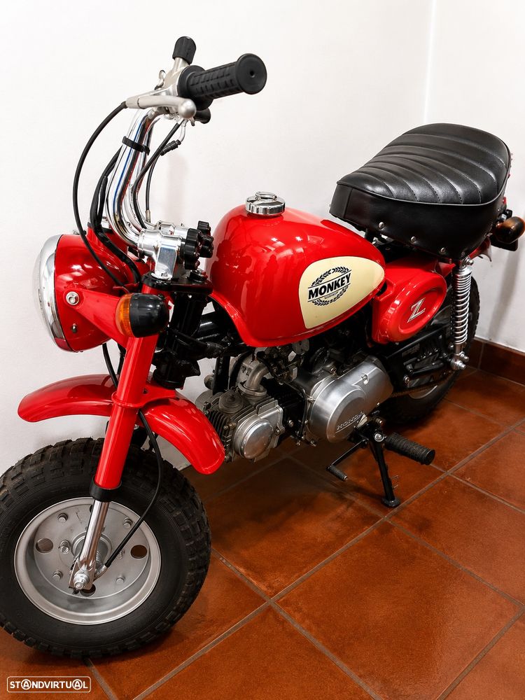 Honda Monkey Z50 - 1