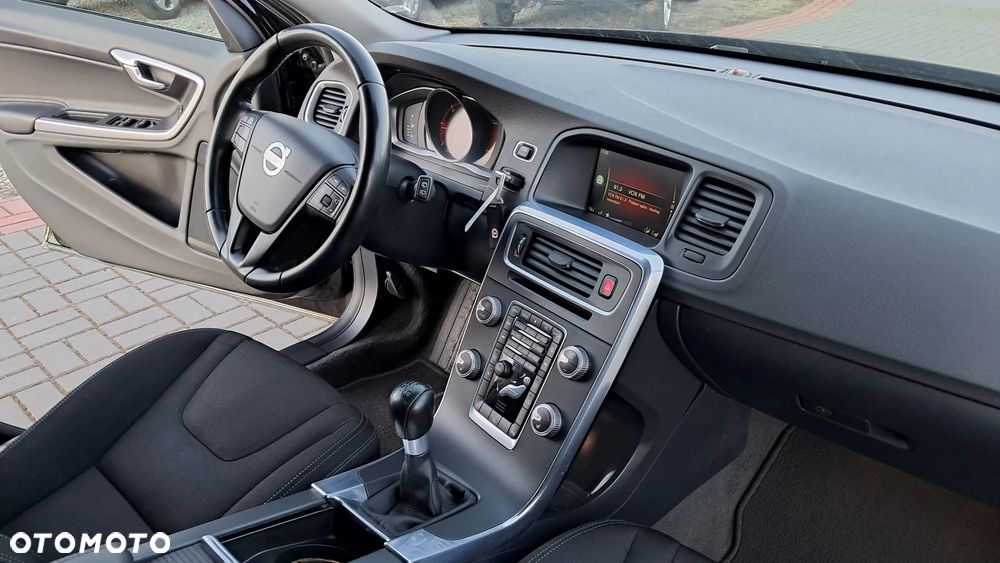 Volvo V60 D3 Base - 10