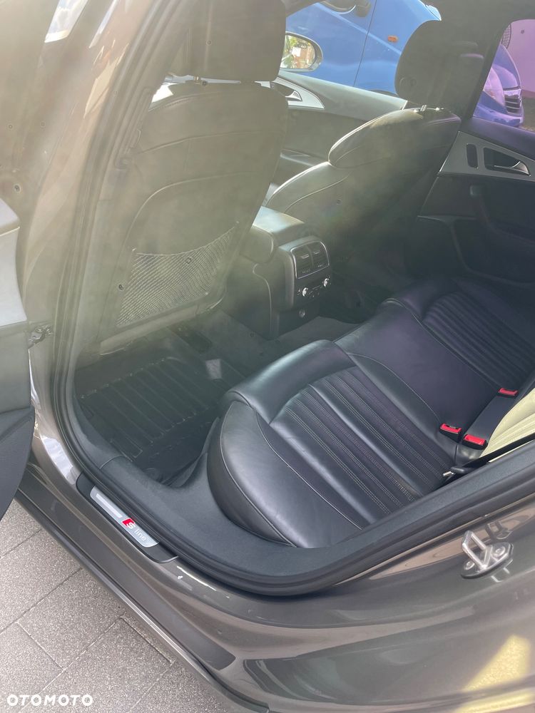 Audi A6 Avant - 10