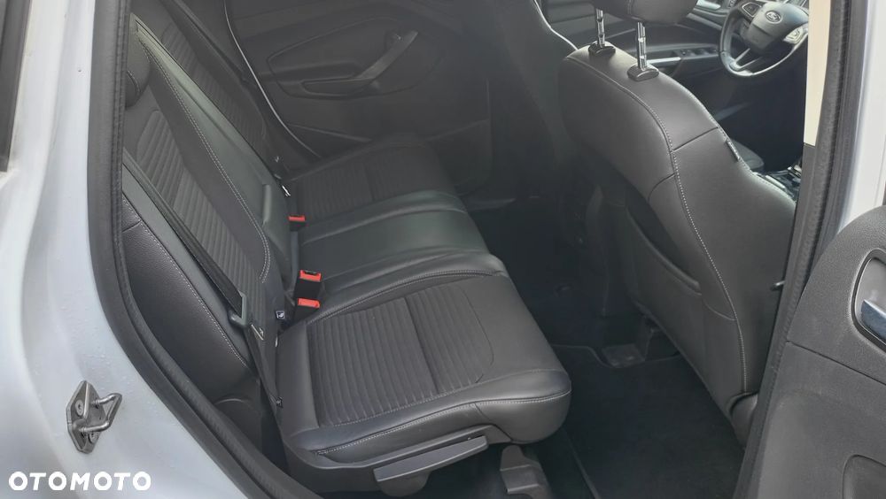 Ford Kuga 2.0 TDCi 4x4 Titanium - 19