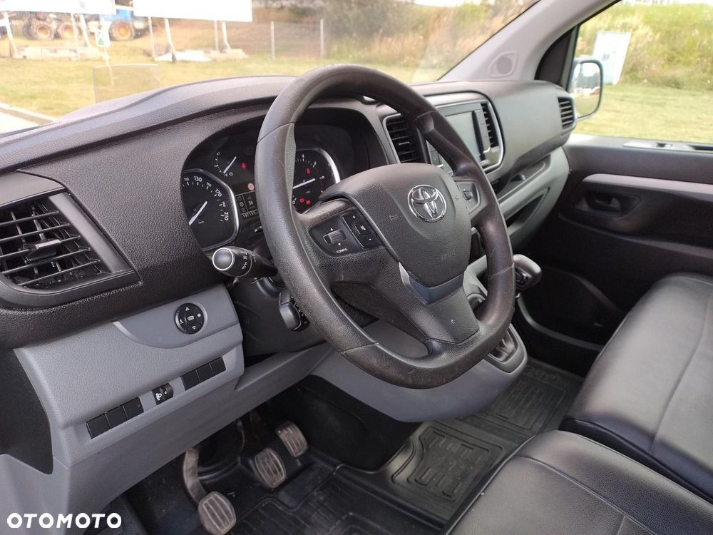 Toyota PROACE - 16