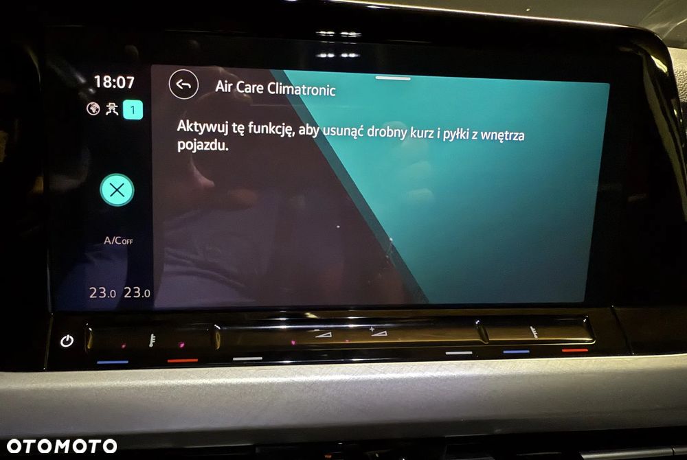 Volkswagen Golf - 20