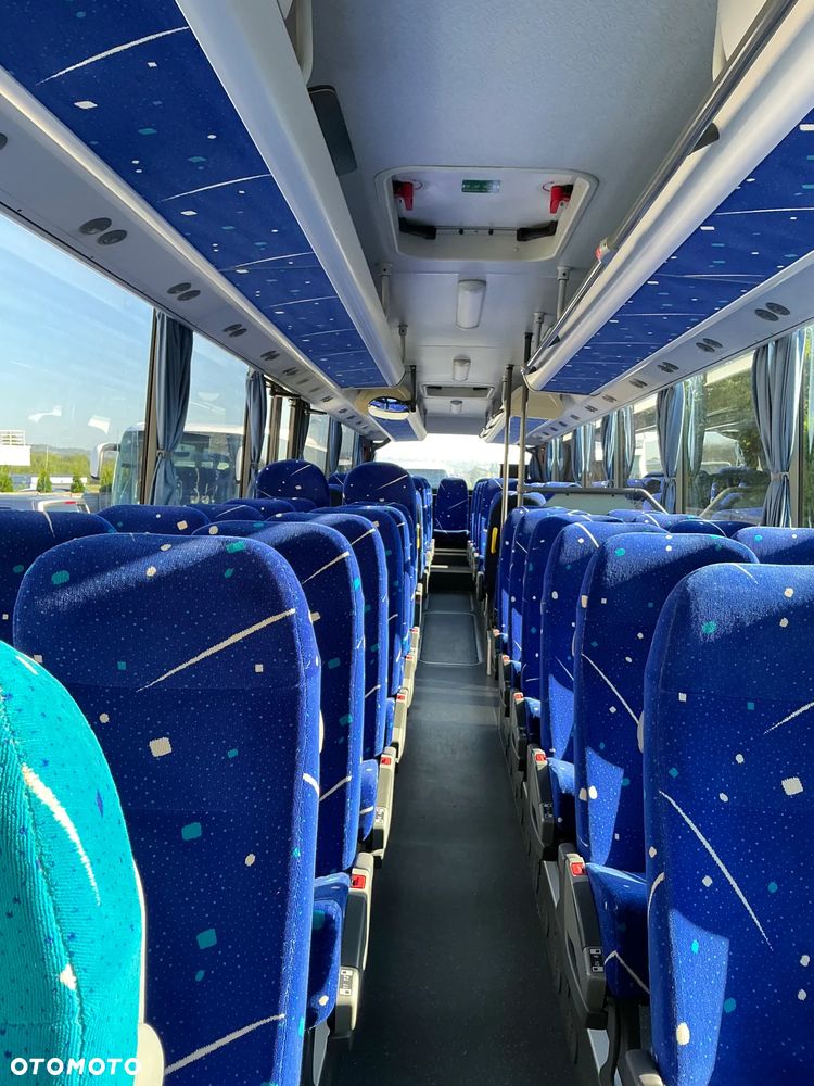 Mercedes-Benz INTOURO m - 19