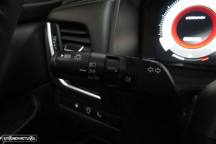 Nissan Qashqai 1.3 DIG-T Premiere Edition - 18