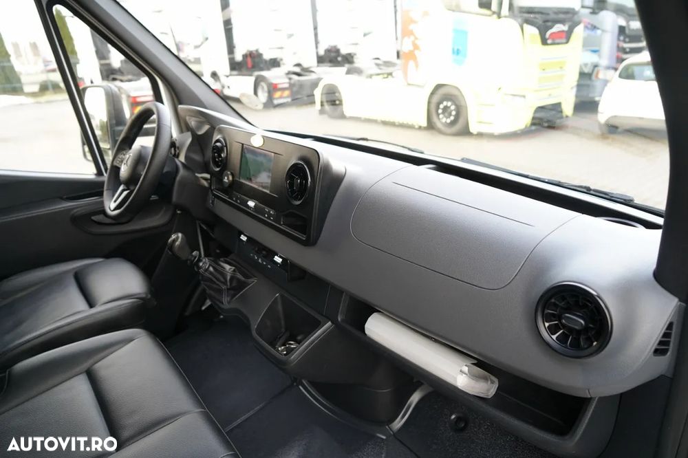 Mercedes-Benz SPRINTER / CONTAINER / 2019 - 33