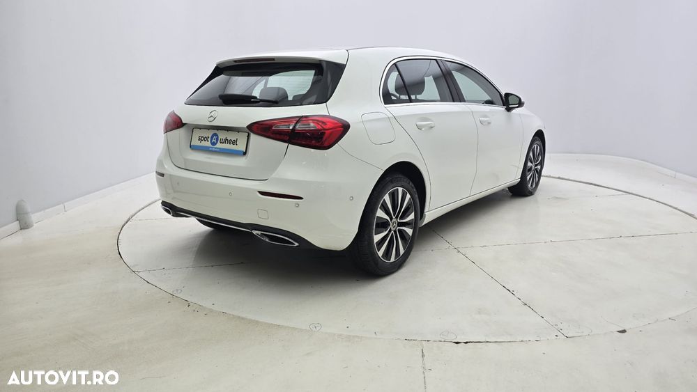 Mercedes-Benz A - 6