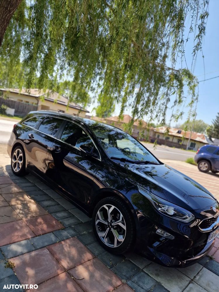 Kia Ceed SW 1.6 CRDi DCT Platinum Edition - 34