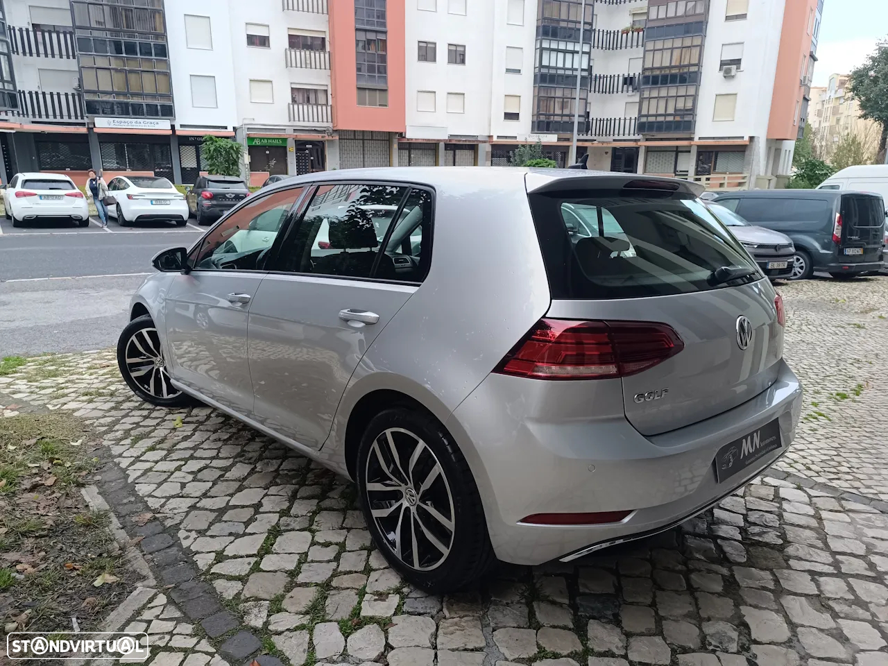 VW Golf 1.6 TDI Confortline - 5