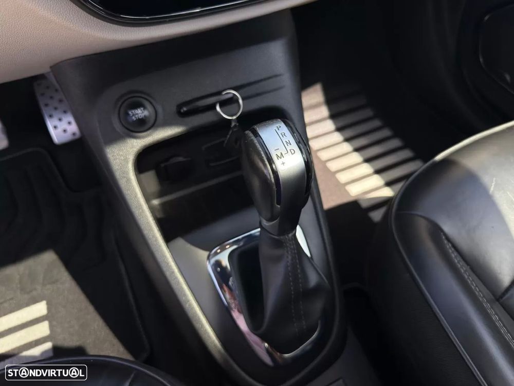 Renault Captur 1.2 TCe Initiale Paris EDC - 45