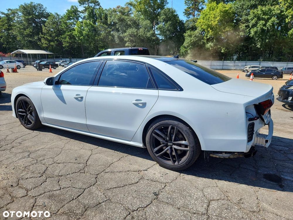 Audi A8 4.0 TFSI L Quattro - 5