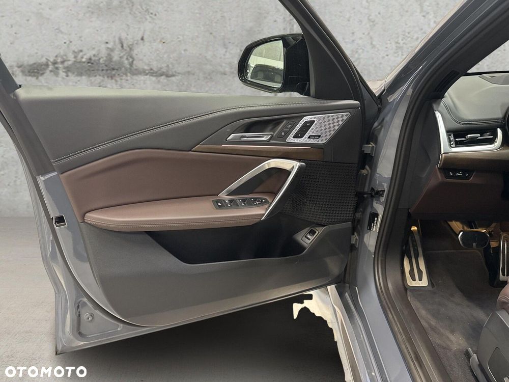 BMW X1 - 12