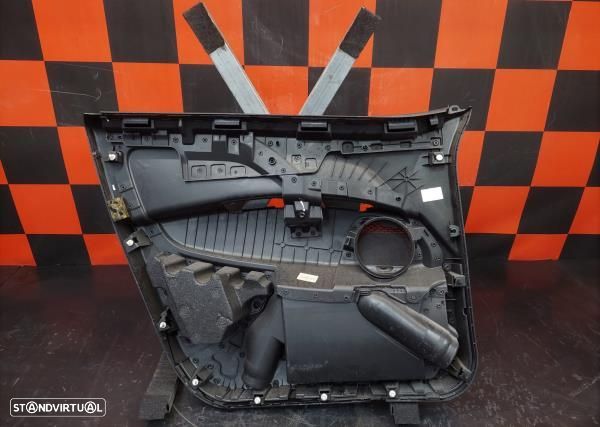 Quartela Frente Direita  Fiat Doblo Cargo (223_) - 2