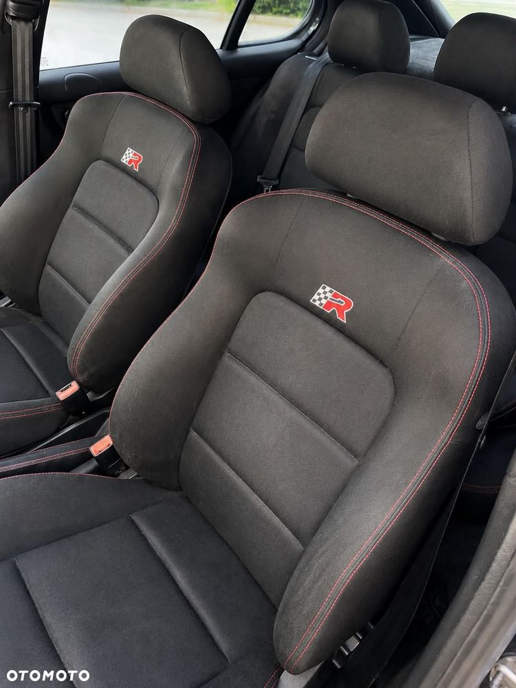 Seat Leon 1.8T Cupra R - 4