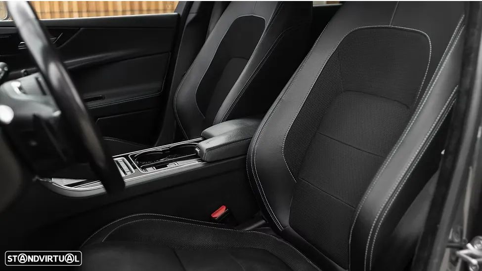 Jaguar XE E-Performance Aut. R-Sport - 12