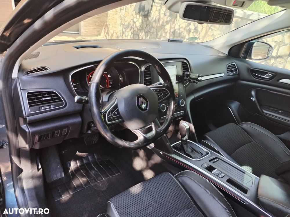 Renault Megane ENERGY dCi 110 EDC BOSE EDITION - 8