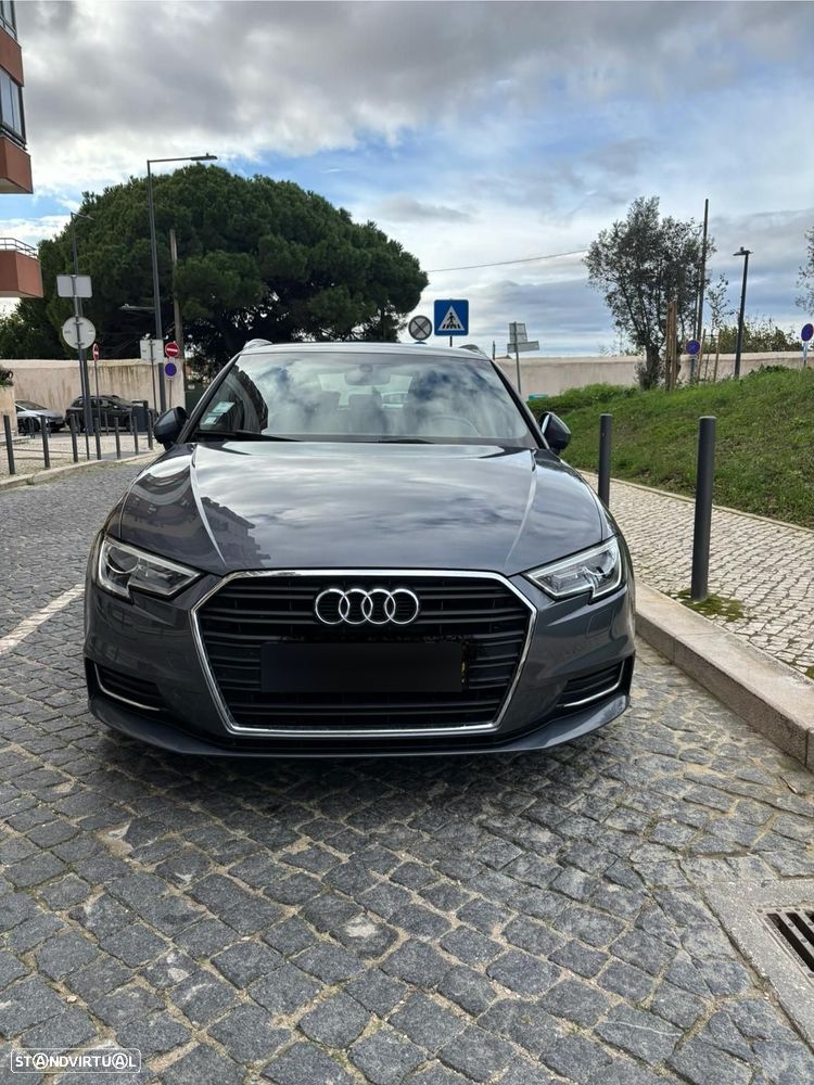 Audi A3 Sportback 1.6 TDI Design - 2