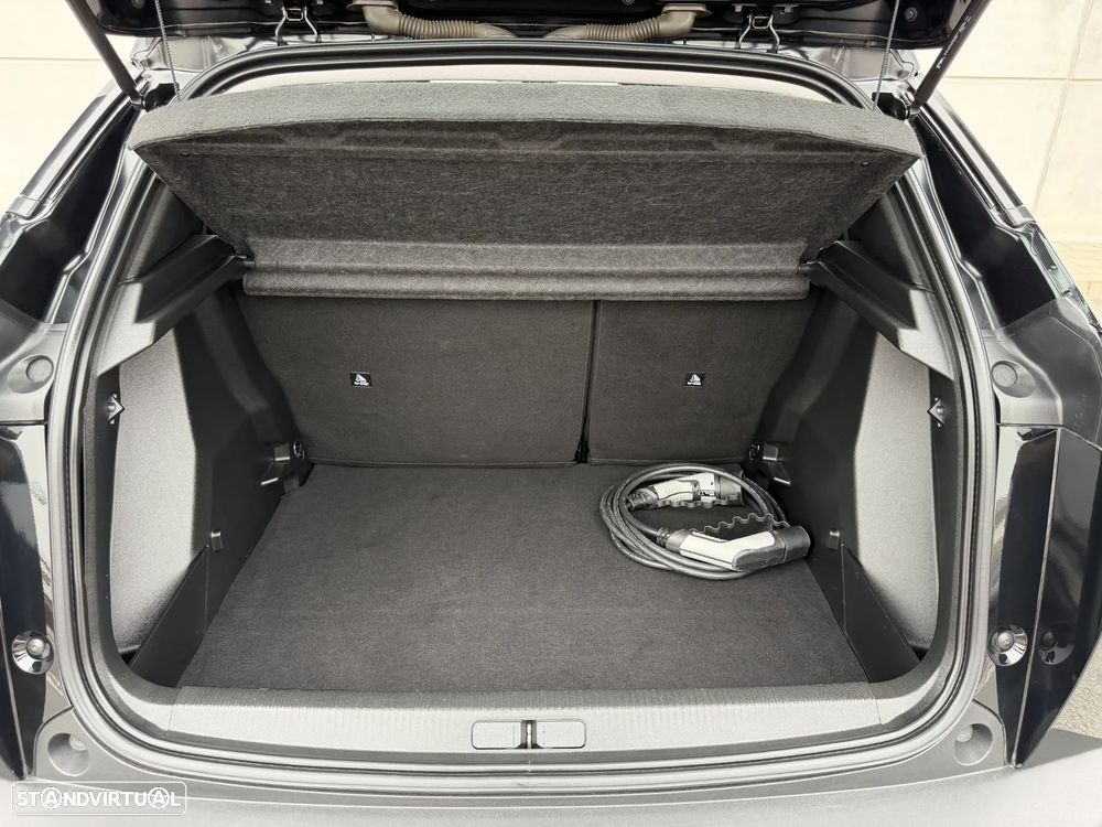 Peugeot e-2008 50 kWh Active Pack - 49