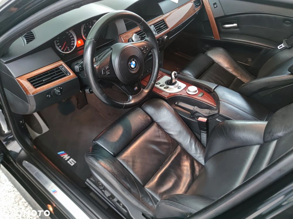BMW M5 - 11