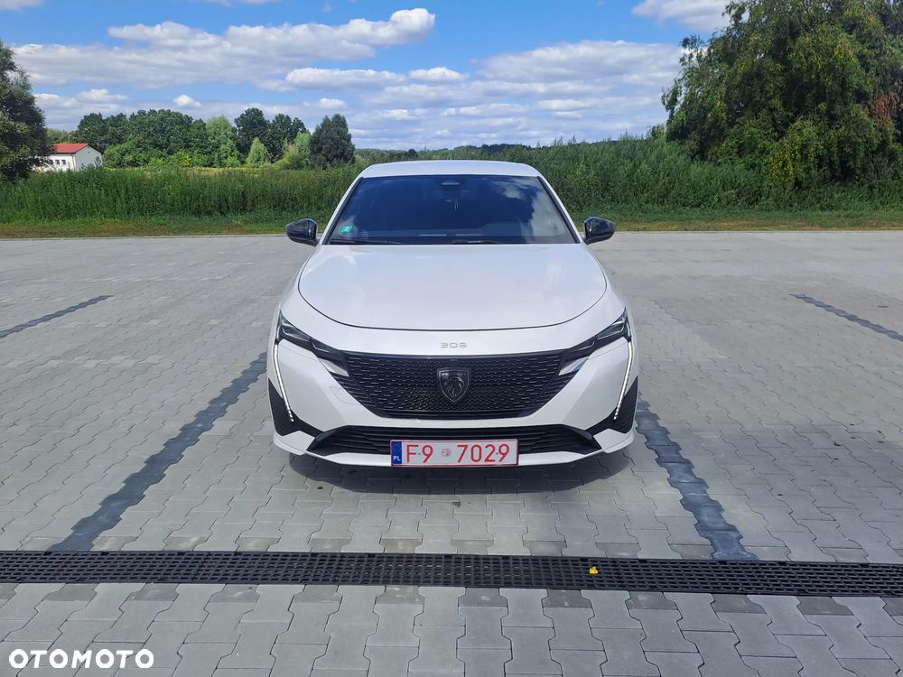 Peugeot 308 - 8