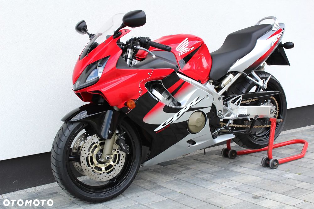 Honda CBR - 1