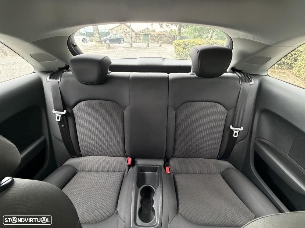 Audi A1 1.6 TDI Ambition - 11