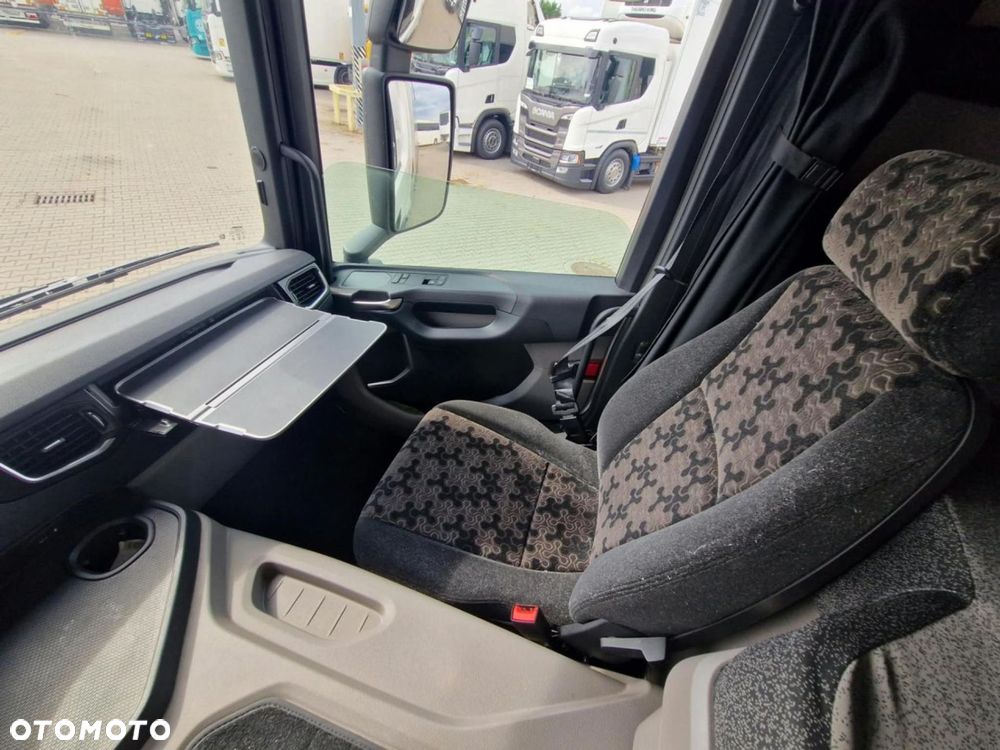 Scania P280B4x2LB WESOB WINDA - 17