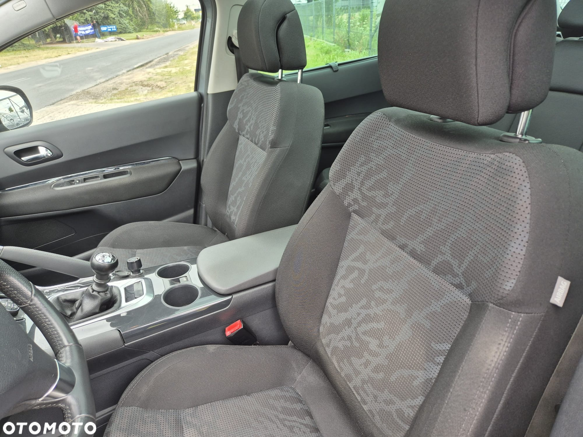 Peugeot 3008 1.6 Premium - 5