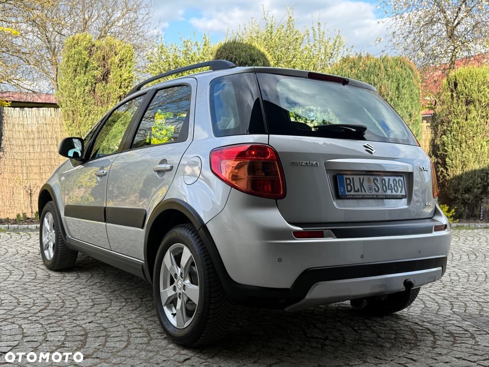 Suzuki SX4 1.6 VVT 4x4 Comfort - 10