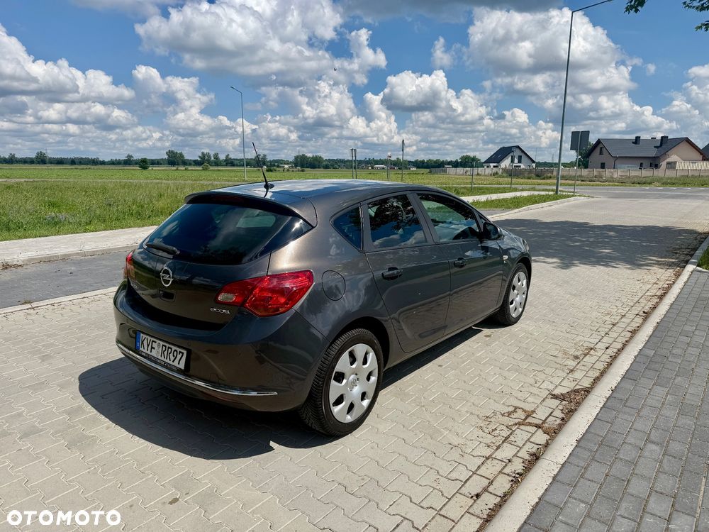Opel Astra 1.4 Turbo - 6