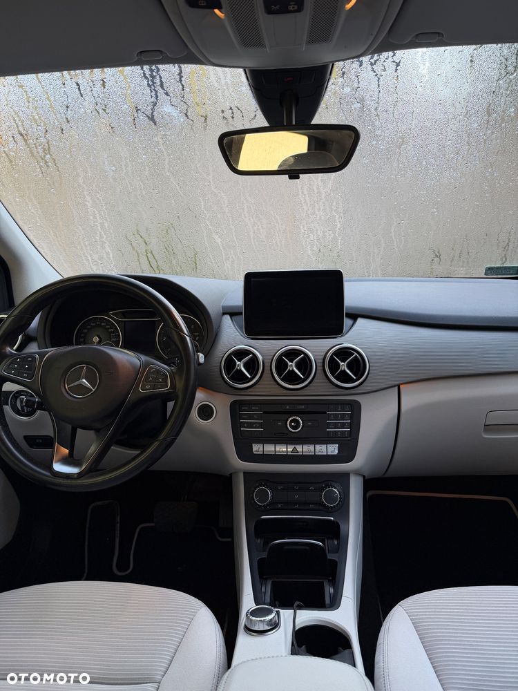 Mercedes-Benz Klasa B 180 (CDI) d 7G-DCT - 7