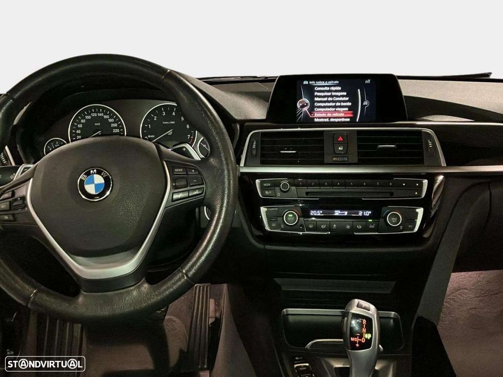 BMW 330 e iPerformance Line Sport - 12