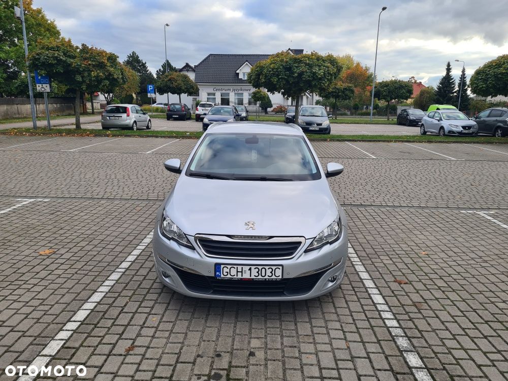 Peugeot 308 2016 photo 2