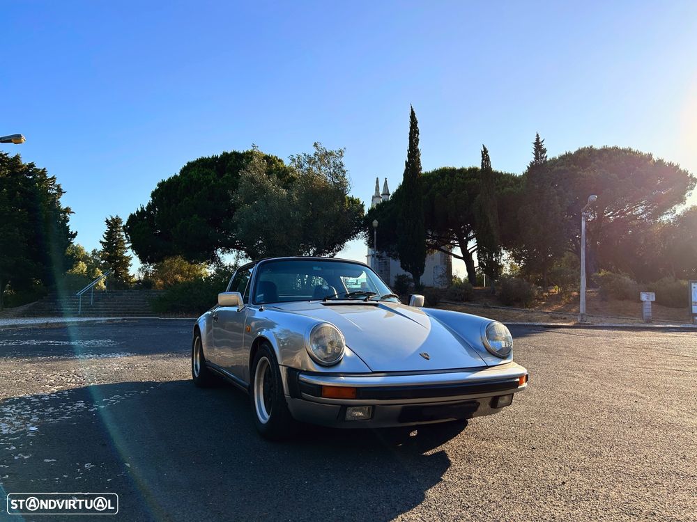 Porsche 911 Série G - 11