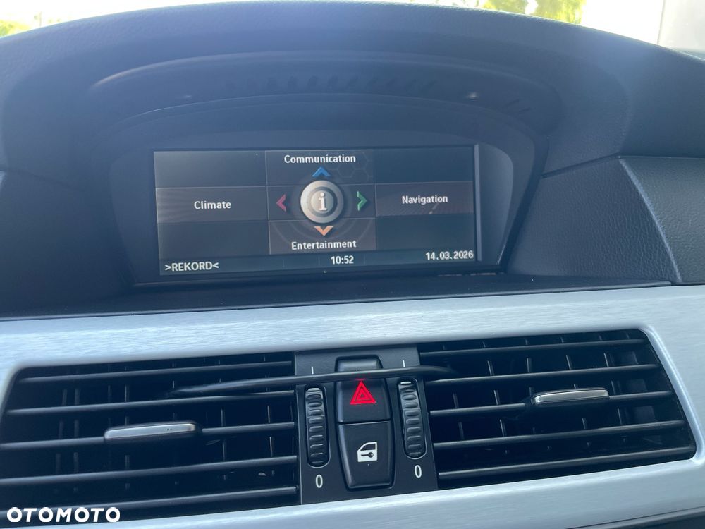 BMW Seria 5 525i - 14