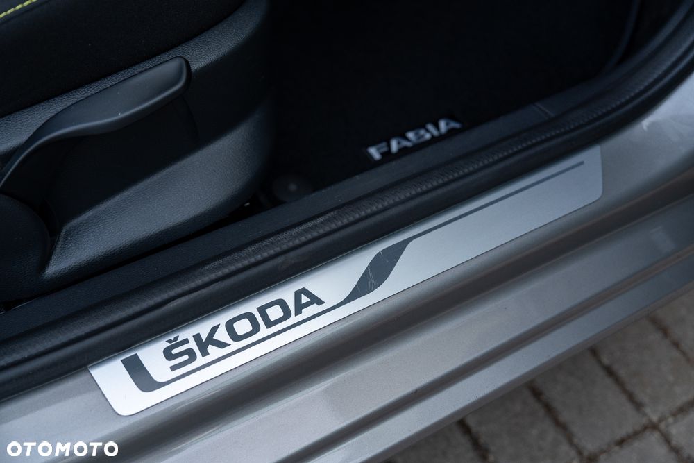 Skoda Fabia 1.0 TSI Soleil - 36