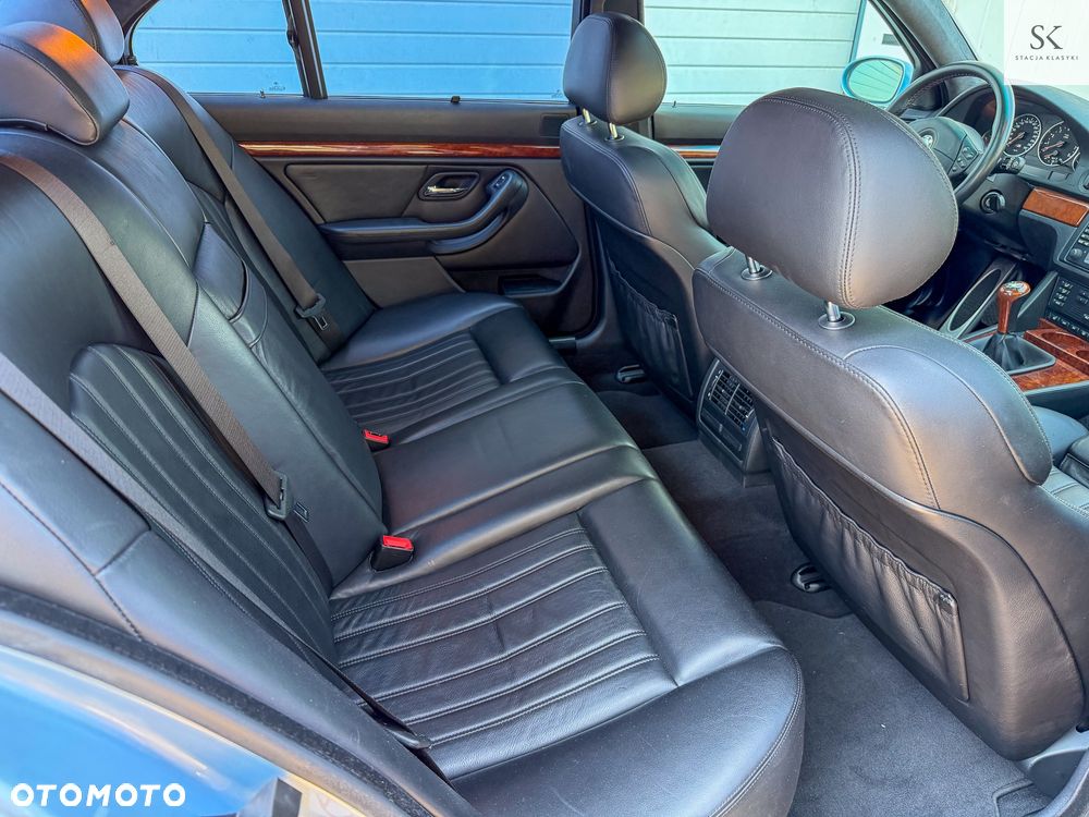 BMW M5 Standard - 21