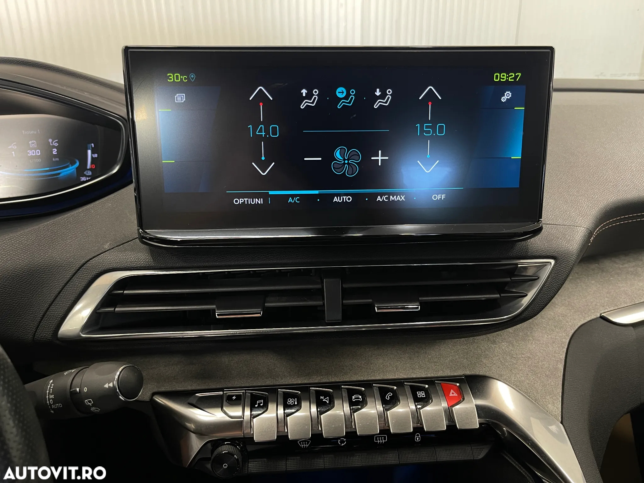 Peugeot 3008 PHEV EAT8 GT Pack - 23