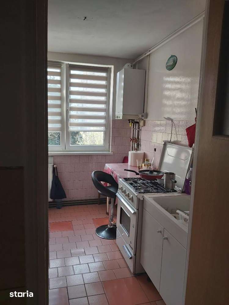 Apartament 3 camere spațios | Centrul Civic | 2 balcoane - Imagine principală: 3/4