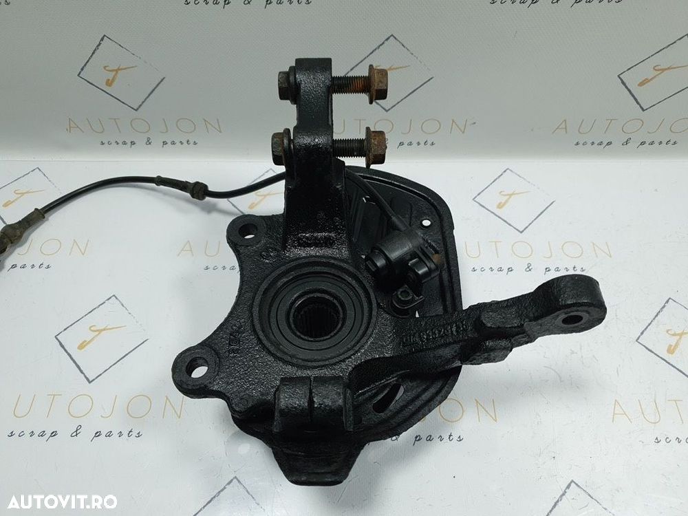 Fuzeta dreapta fata OPEL MERIVA X03 2003 - 20101.7 DTI Y 17 DT 93328738 - 2