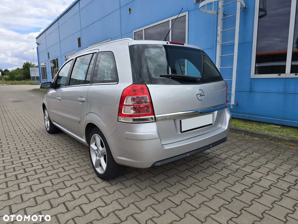 Opel Zafira 1.8 Elegance - 2
