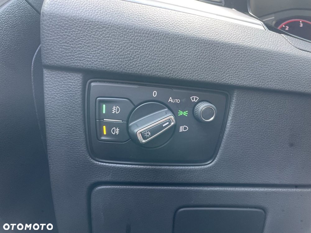 Volkswagen Passat 2.0 TDI BMT Highline DSG - 31