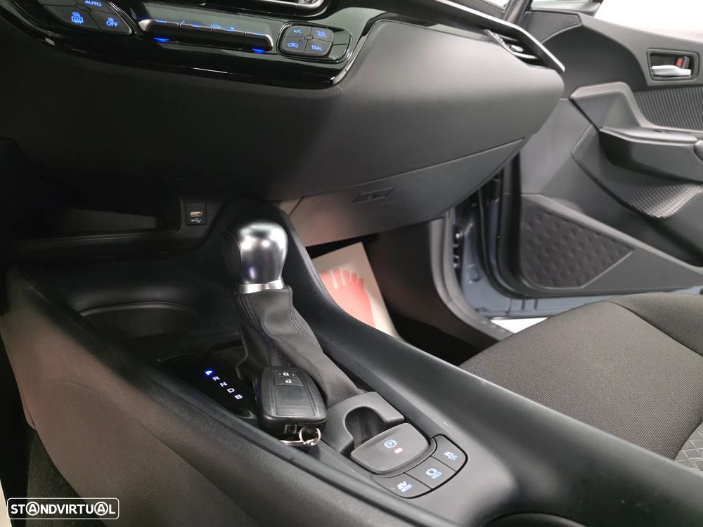 Toyota C-HR 1.8 Hybrid Comfort - 52